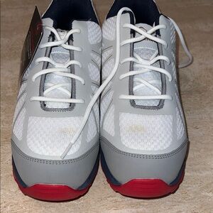 NWT - Wolverine White and Gray Athletic Shoes🔥🔥🔥🔥🔥🔥🔥🔥